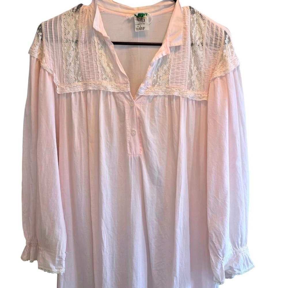 Juli of Slumbertogs Vintage Pink Lace Trim Nightgown Size S‎